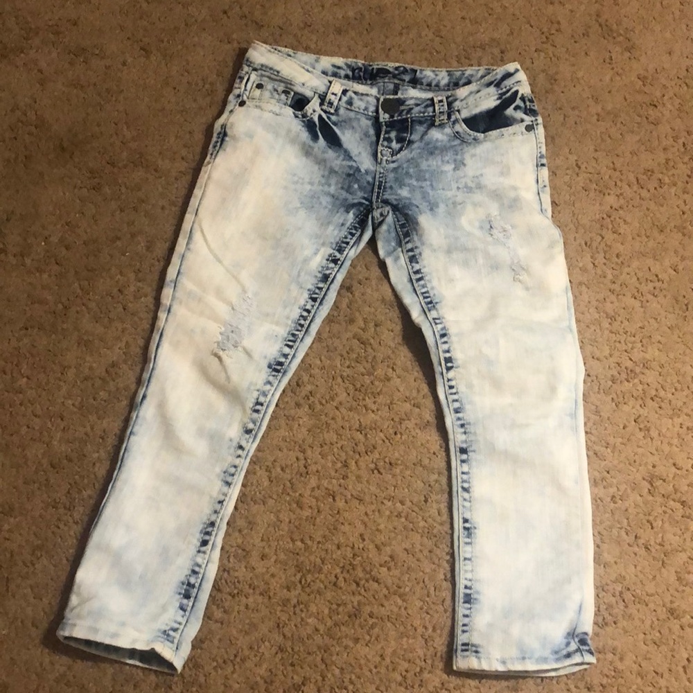 Blue white wash jeans